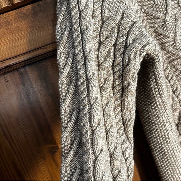 Polo Ralph Lauren Cream Cable Knit Crewneck Sweater - Picture 3 of 6